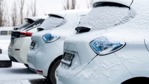 Härtetest: Hybrid- und Elektroautos im Winter-Härtetest auf verschneiter Straße