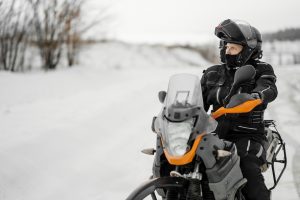 Motorrad richtig einwintern – Lagerung auf Ständer