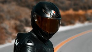 Motorradhelm Technologie Head-up Display integriert