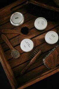 Produkte für professionelle Lederpflege bei Oldtimern